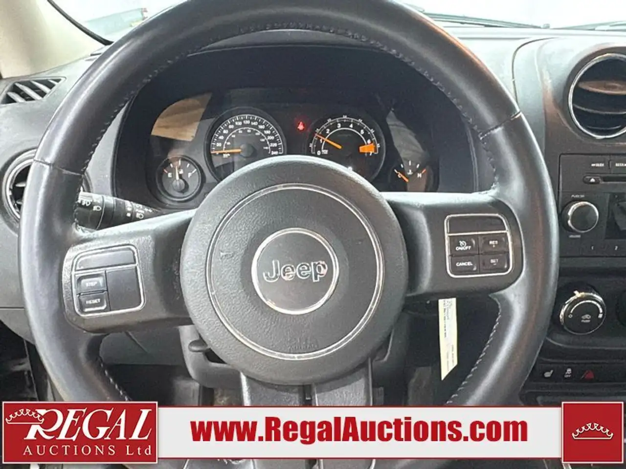 Jeep Patriot снимка Jeep Patriot