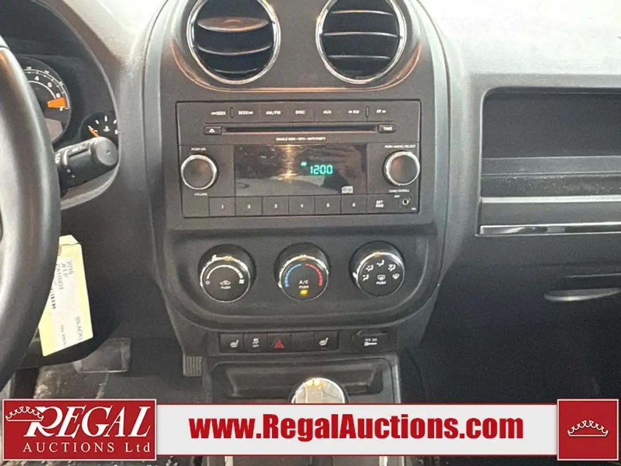 Jeep Patriot снимка Jeep Patriot