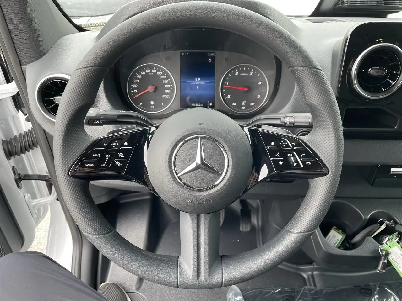 Mercedes-Benz Sprinter снимка Mercedes-Benz Sprinter