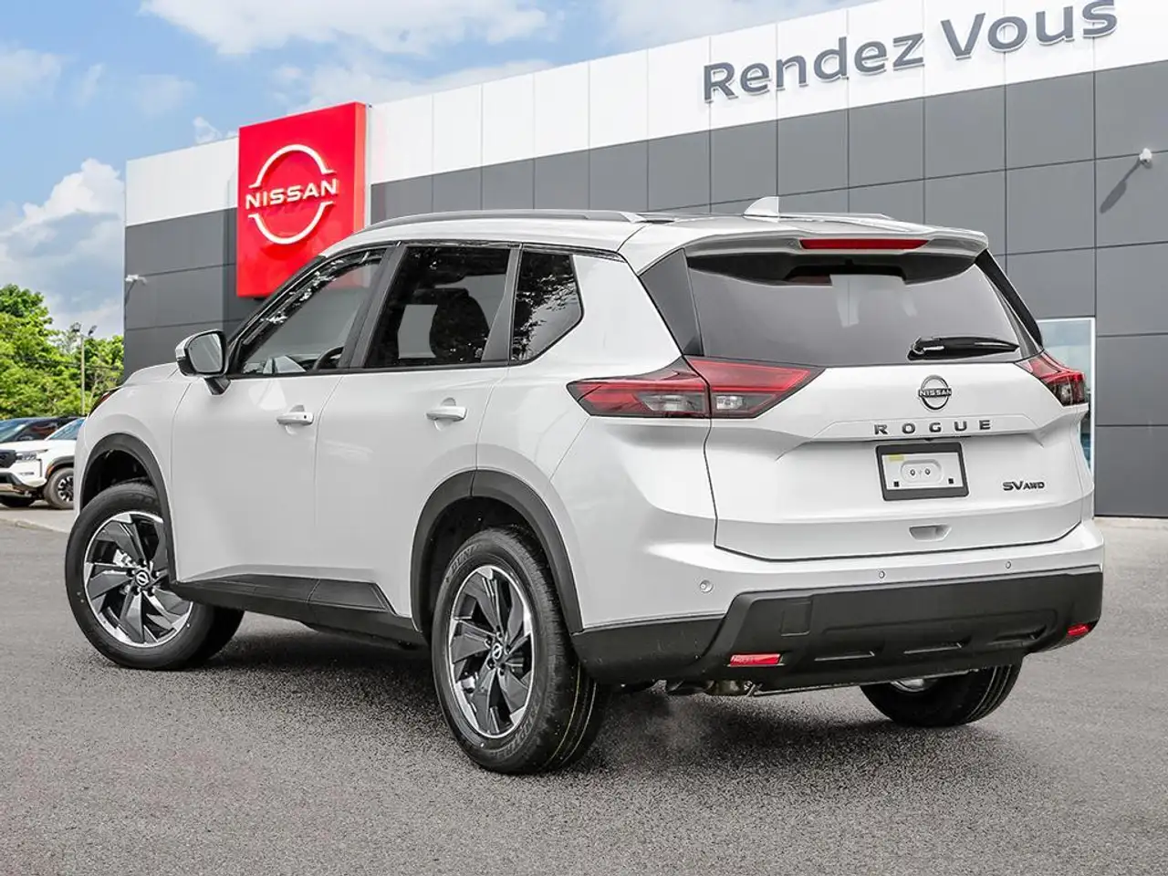 Nissan Rogue снимка Nissan Rogue