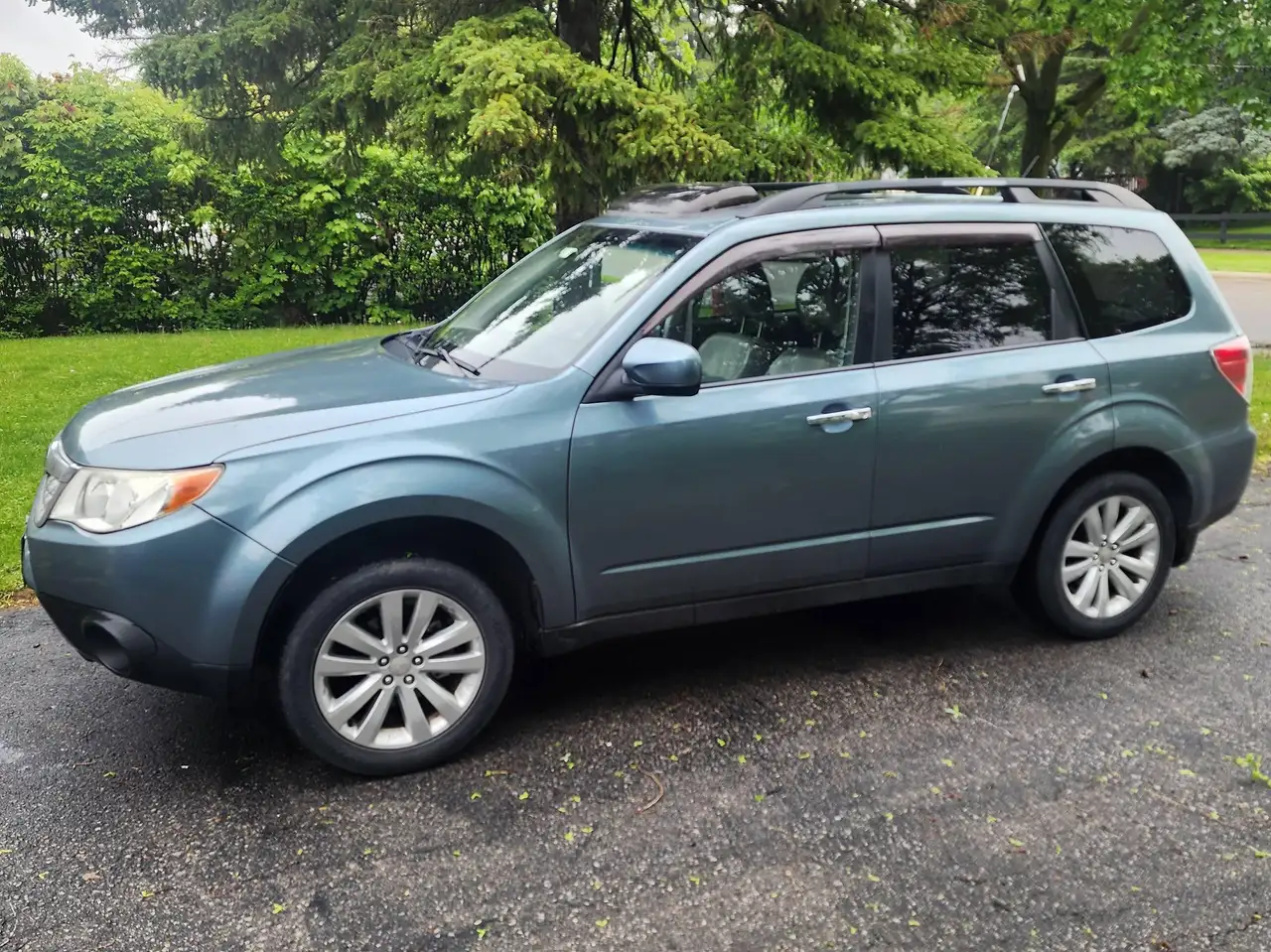 Subaru Forester снимка Subaru Forester