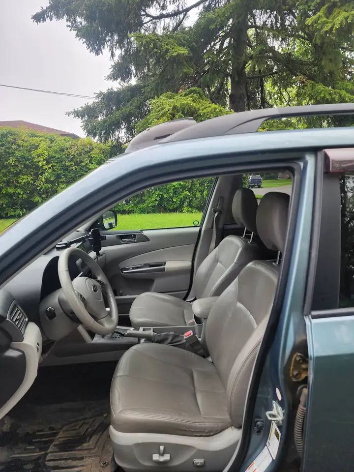 Subaru Forester снимка Subaru Forester