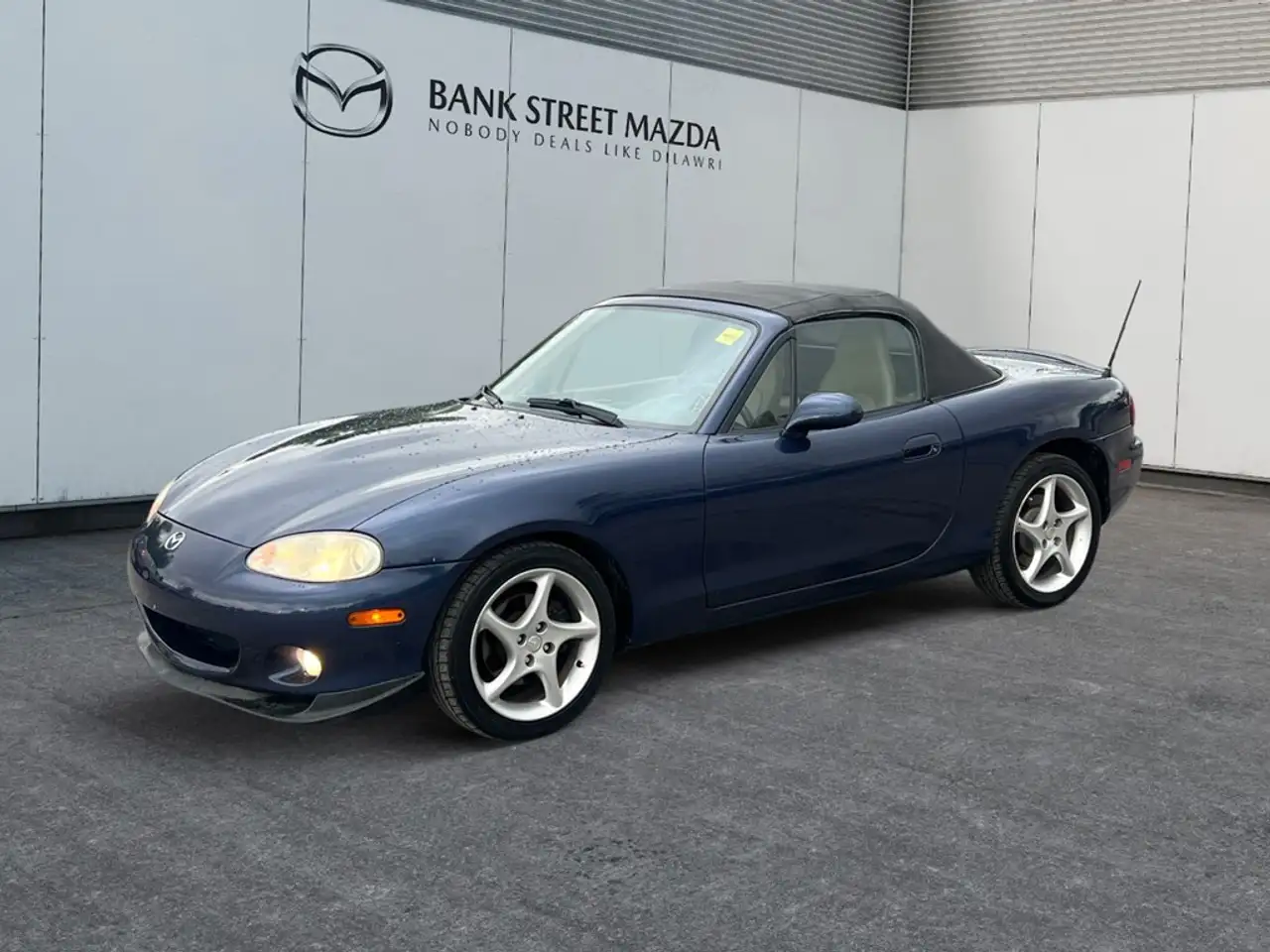 2003 Mazda MX-5 Miata