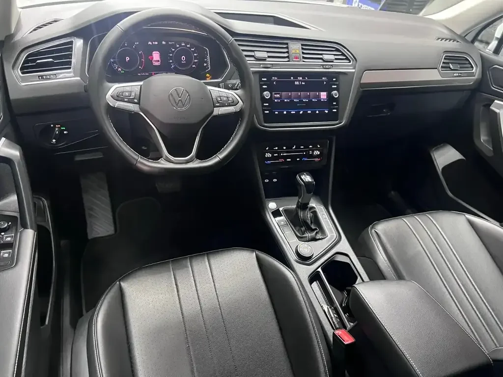 Volkswagen Tiguan снимка Volkswagen Tiguan
