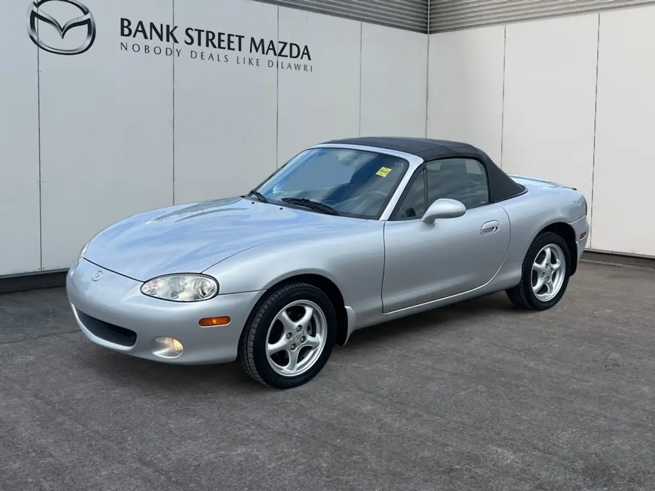 2002 Mazda MX-5 Miata