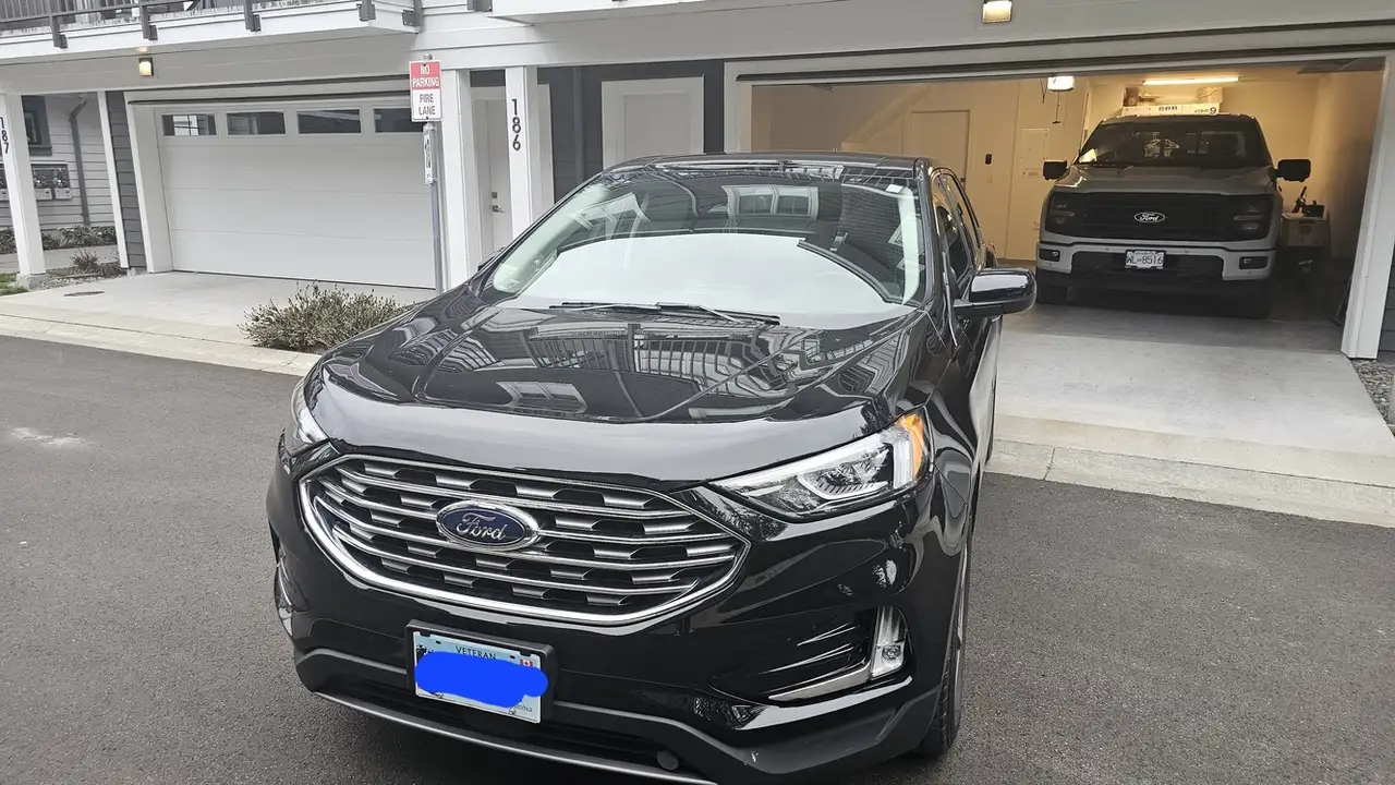 Ford Edge photo Ford Edge