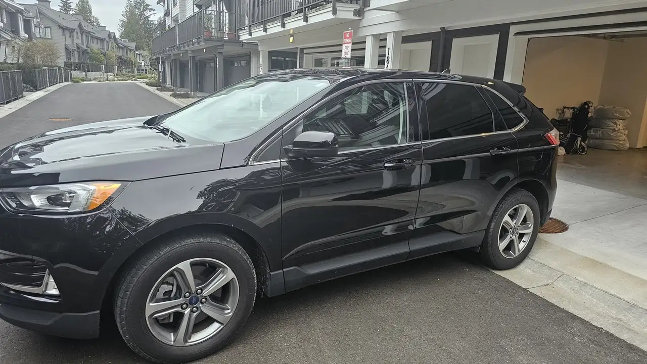 Ford Edge photo Ford Edge
