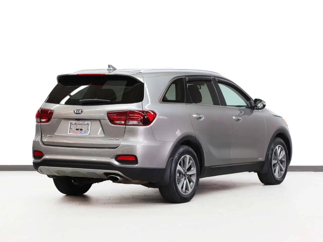 Kia Sorento снимка Kia Sorento