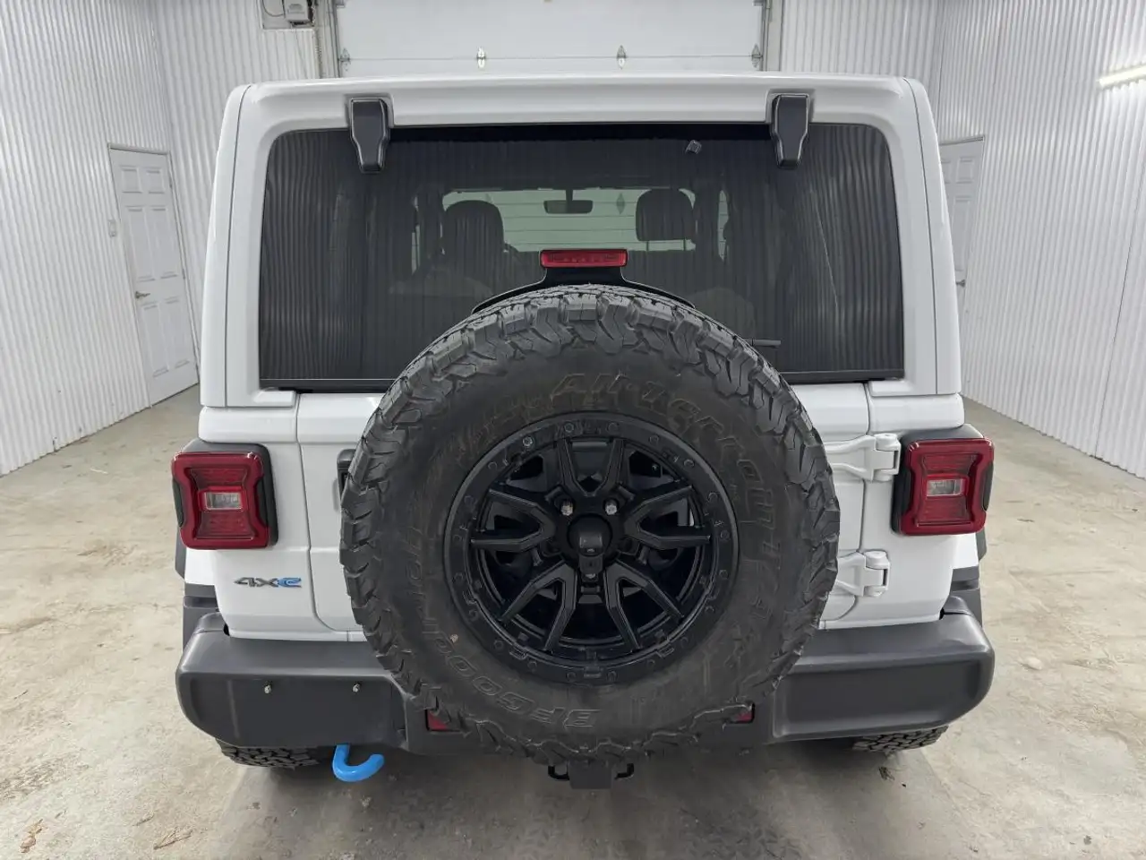 Jeep Wrangler photo Jeep Wrangler