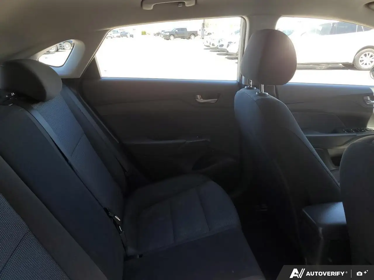 Hyundai ACCENT снимка Hyundai ACCENT
