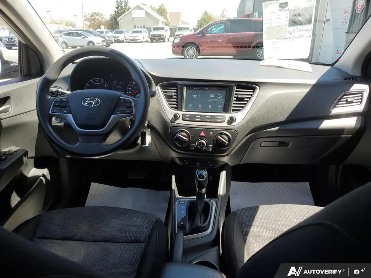 Hyundai ACCENT снимка Hyundai ACCENT