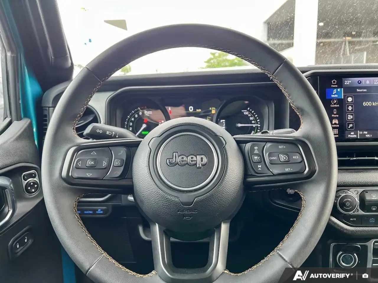Jeep Wrangler photo Jeep Wrangler