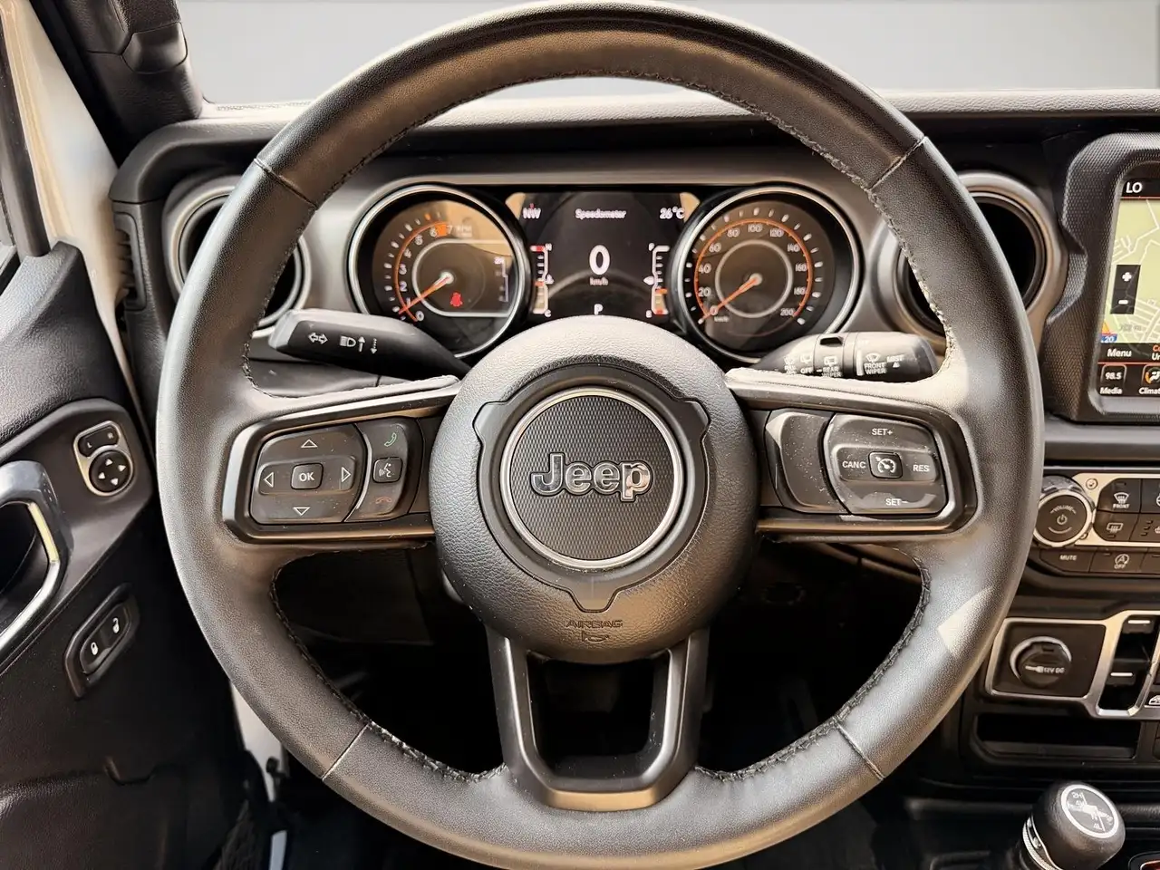 Jeep Wrangler photo Jeep Wrangler