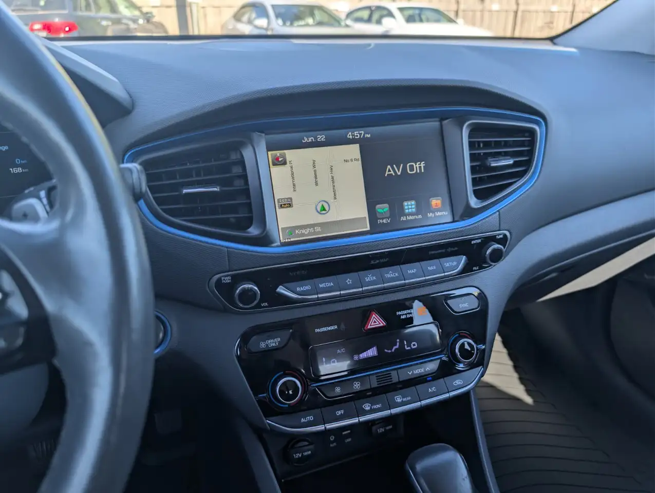 Hyundai IONIQ photo Hyundai IONIQ