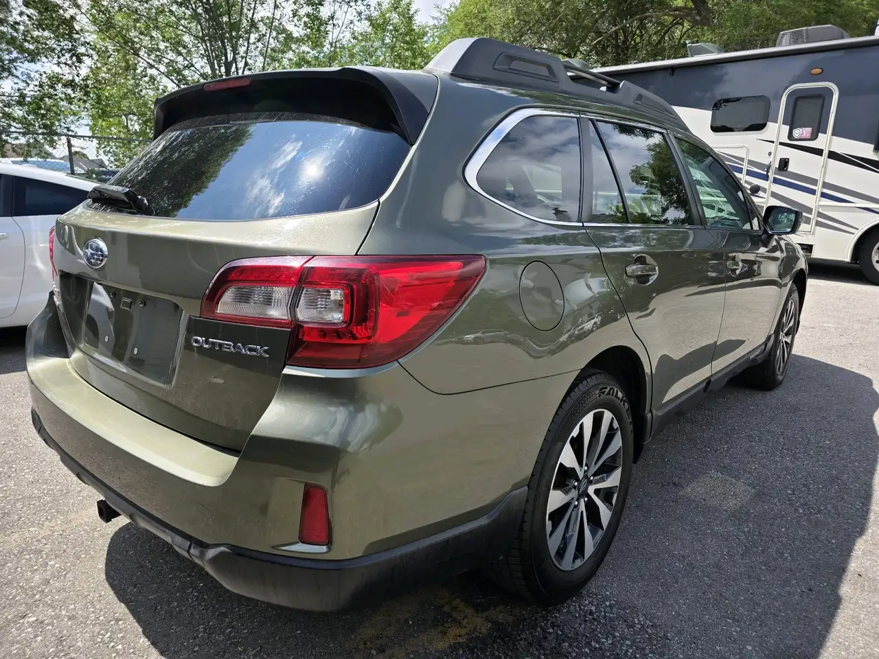 Subaru OUTBACK photo Subaru OUTBACK