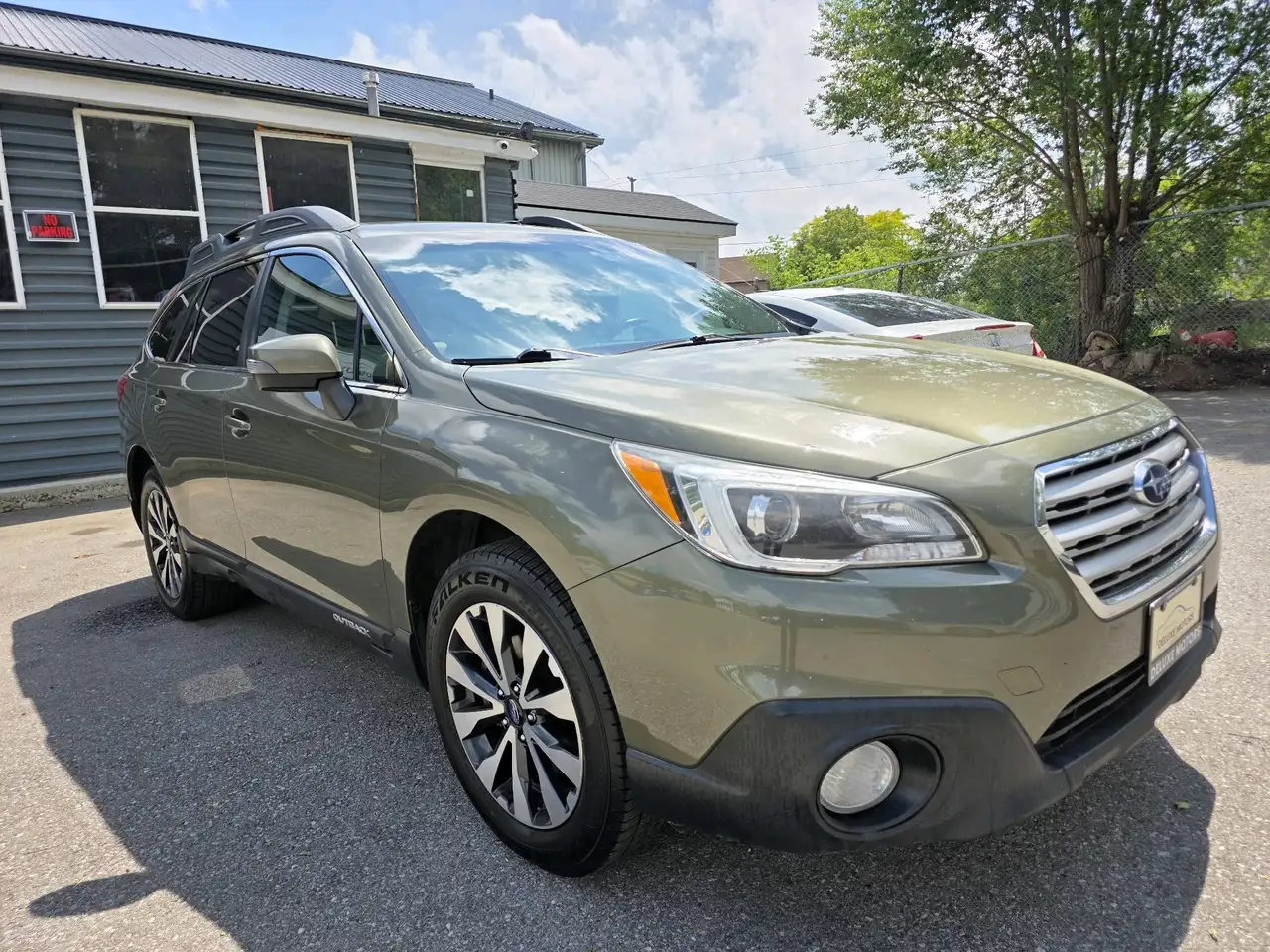 Subaru OUTBACK photo Subaru OUTBACK
