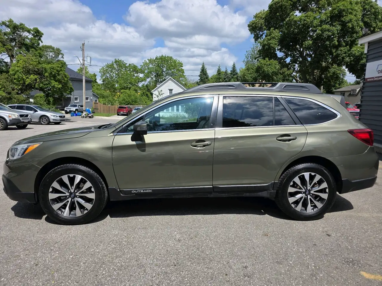 Subaru OUTBACK photo Subaru OUTBACK