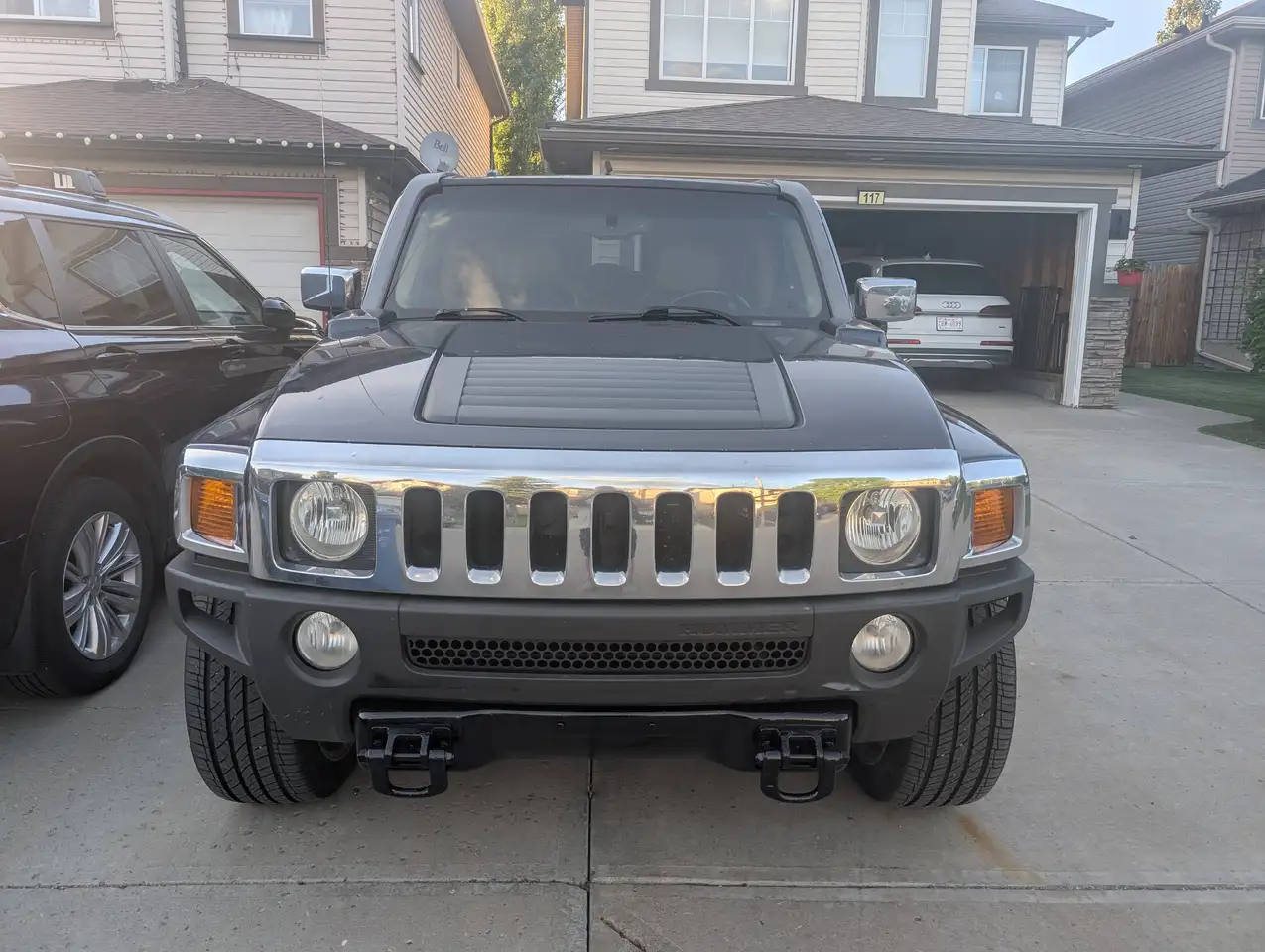 HUMMER H3 снимка HUMMER H3