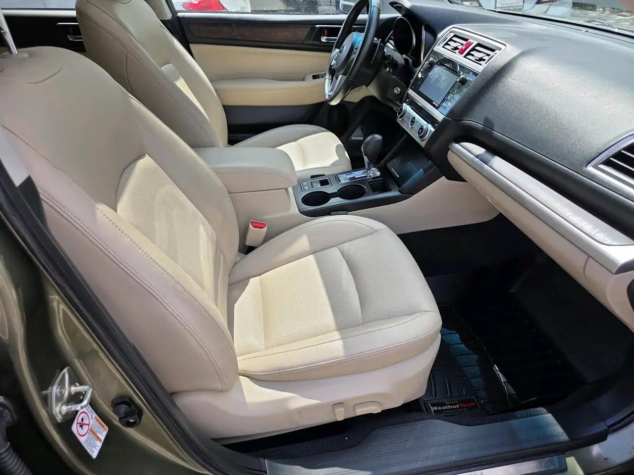 Subaru OUTBACK photo Subaru OUTBACK