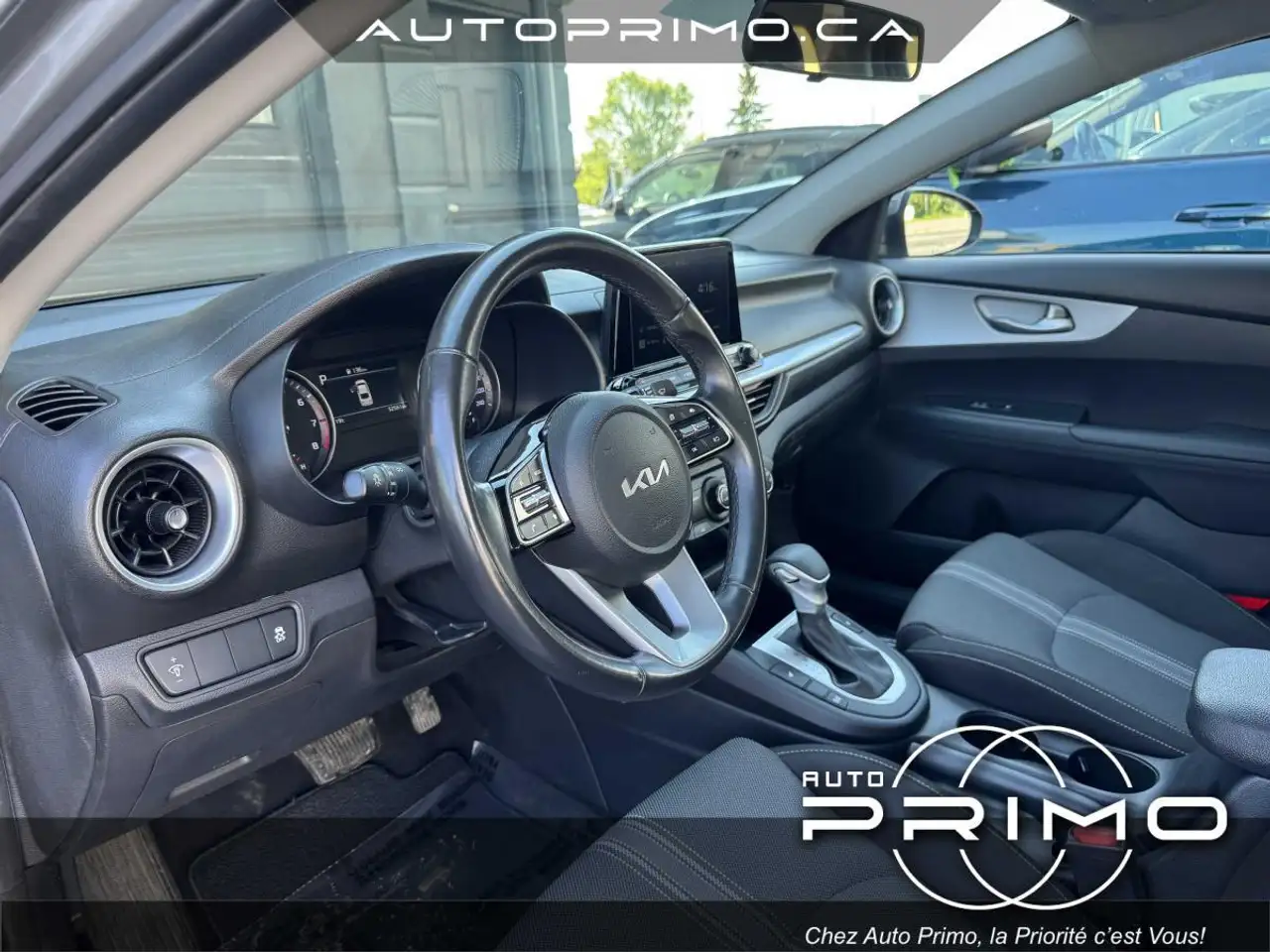 Kia Forte снимка Kia Forte