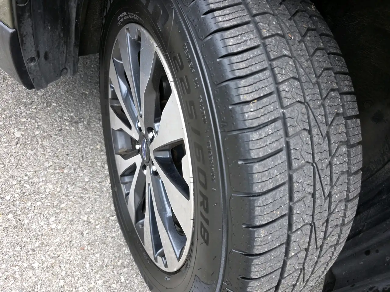 Subaru OUTBACK photo Subaru OUTBACK