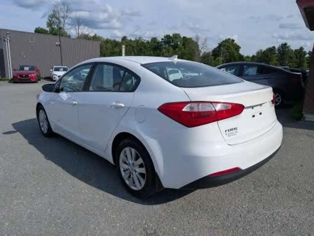 Kia Forte снимка Kia Forte