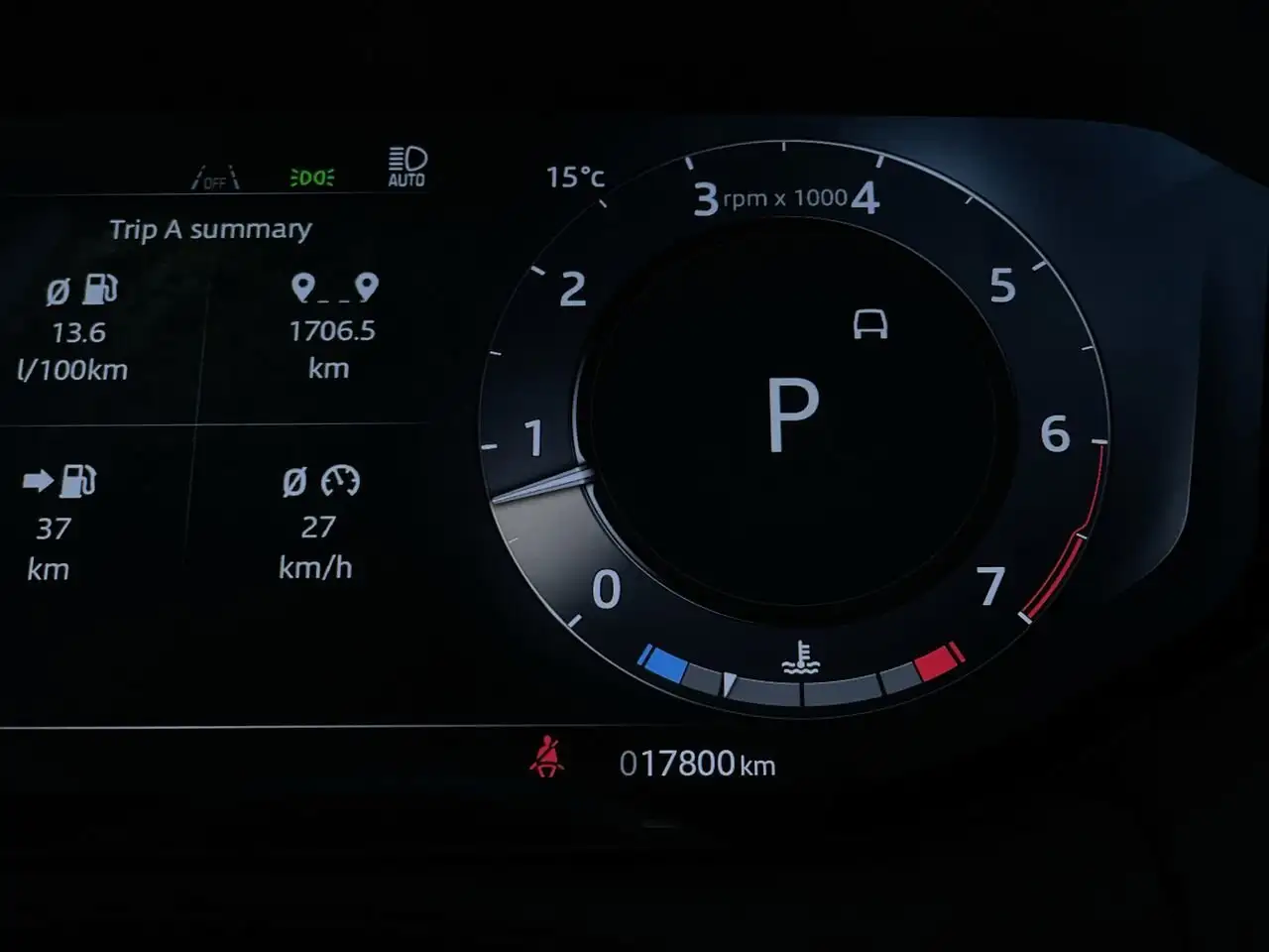 Land Rover Range Rover Sport снимка Land Rover Range Rover Sport