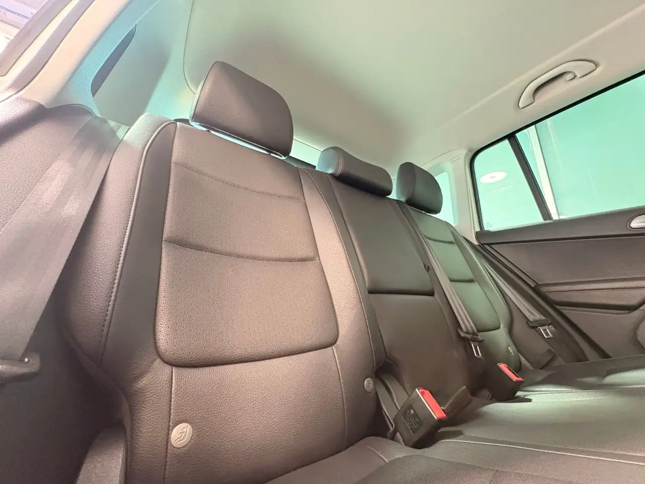 Volkswagen Tiguan снимка Volkswagen Tiguan