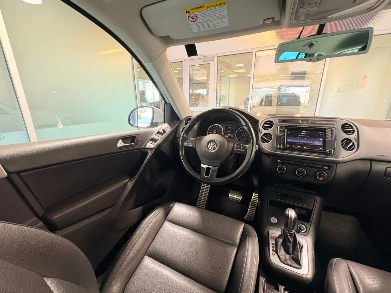 Volkswagen Tiguan снимка Volkswagen Tiguan