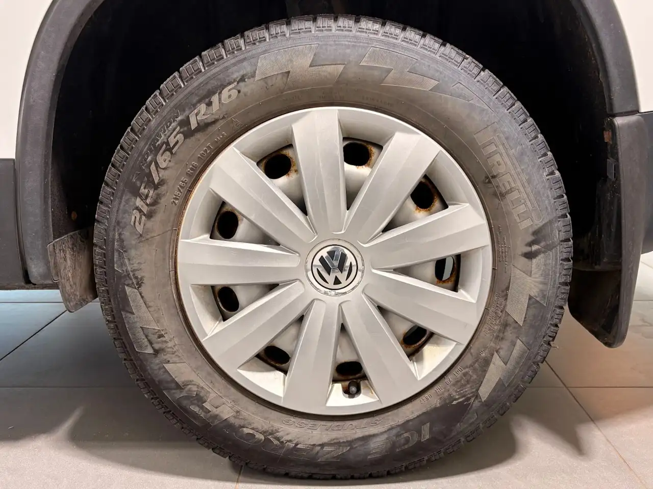Volkswagen Tiguan снимка Volkswagen Tiguan