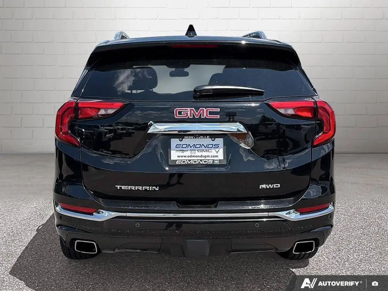 GMC Terrain photo GMC Terrain