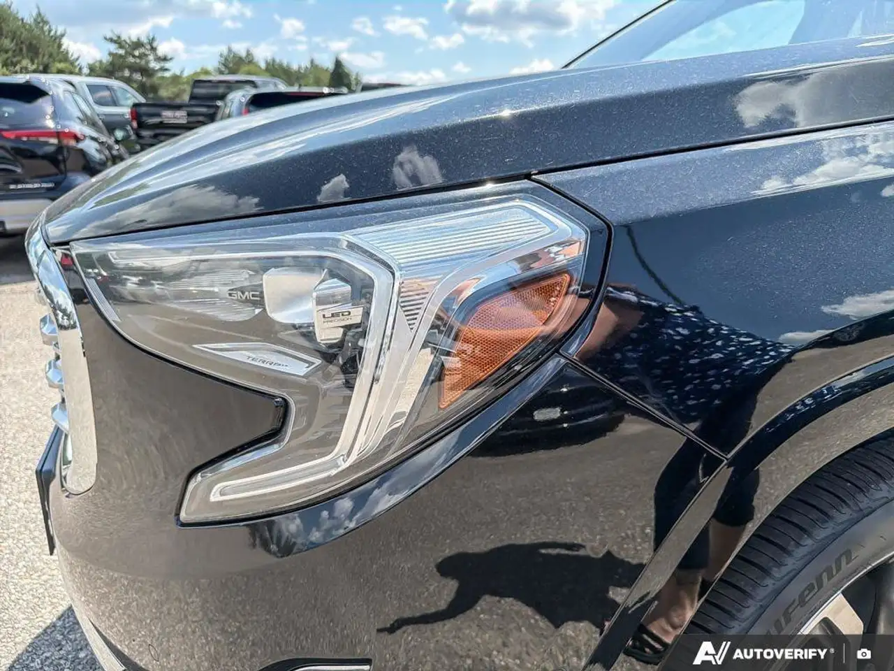 GMC Terrain photo GMC Terrain
