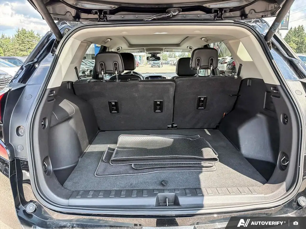 GMC Terrain photo GMC Terrain