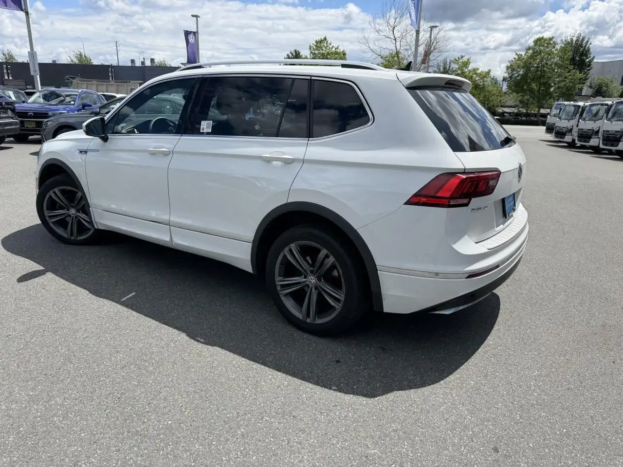 Volkswagen Tiguan photo Volkswagen Tiguan