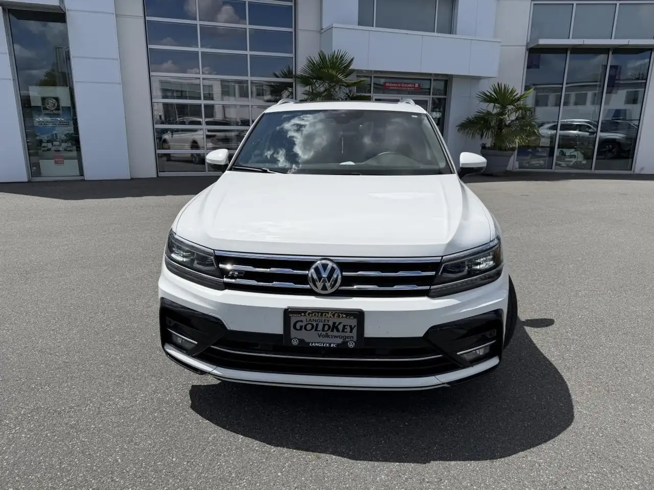 Volkswagen Tiguan photo Volkswagen Tiguan