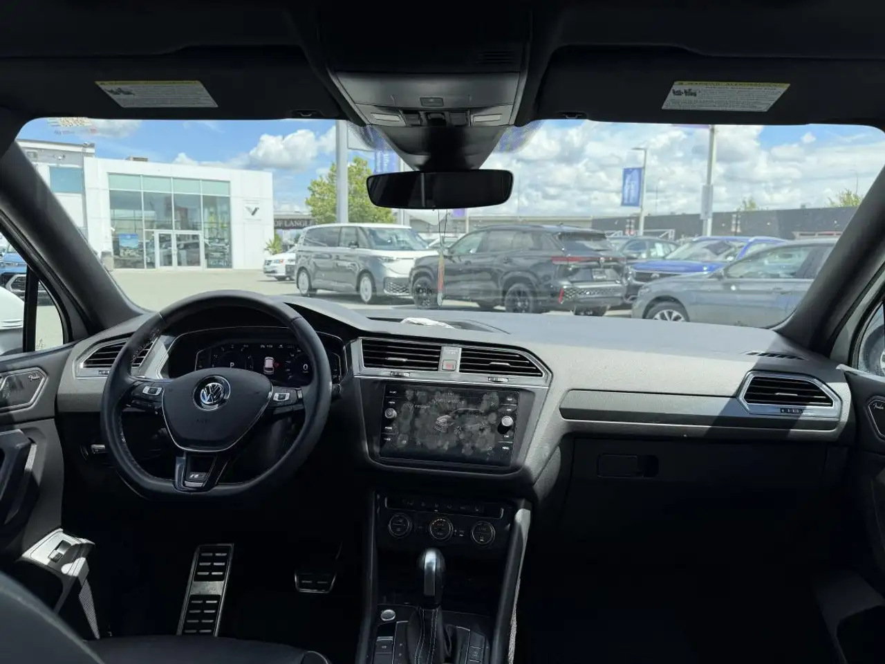 Volkswagen Tiguan photo Volkswagen Tiguan
