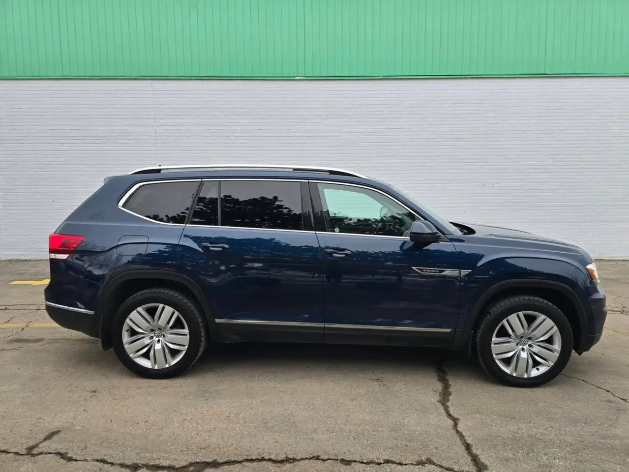 Volkswagen Atlas снимка Volkswagen Atlas