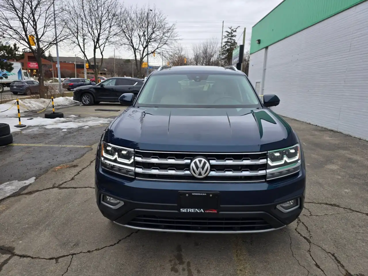 Volkswagen Atlas снимка Volkswagen Atlas