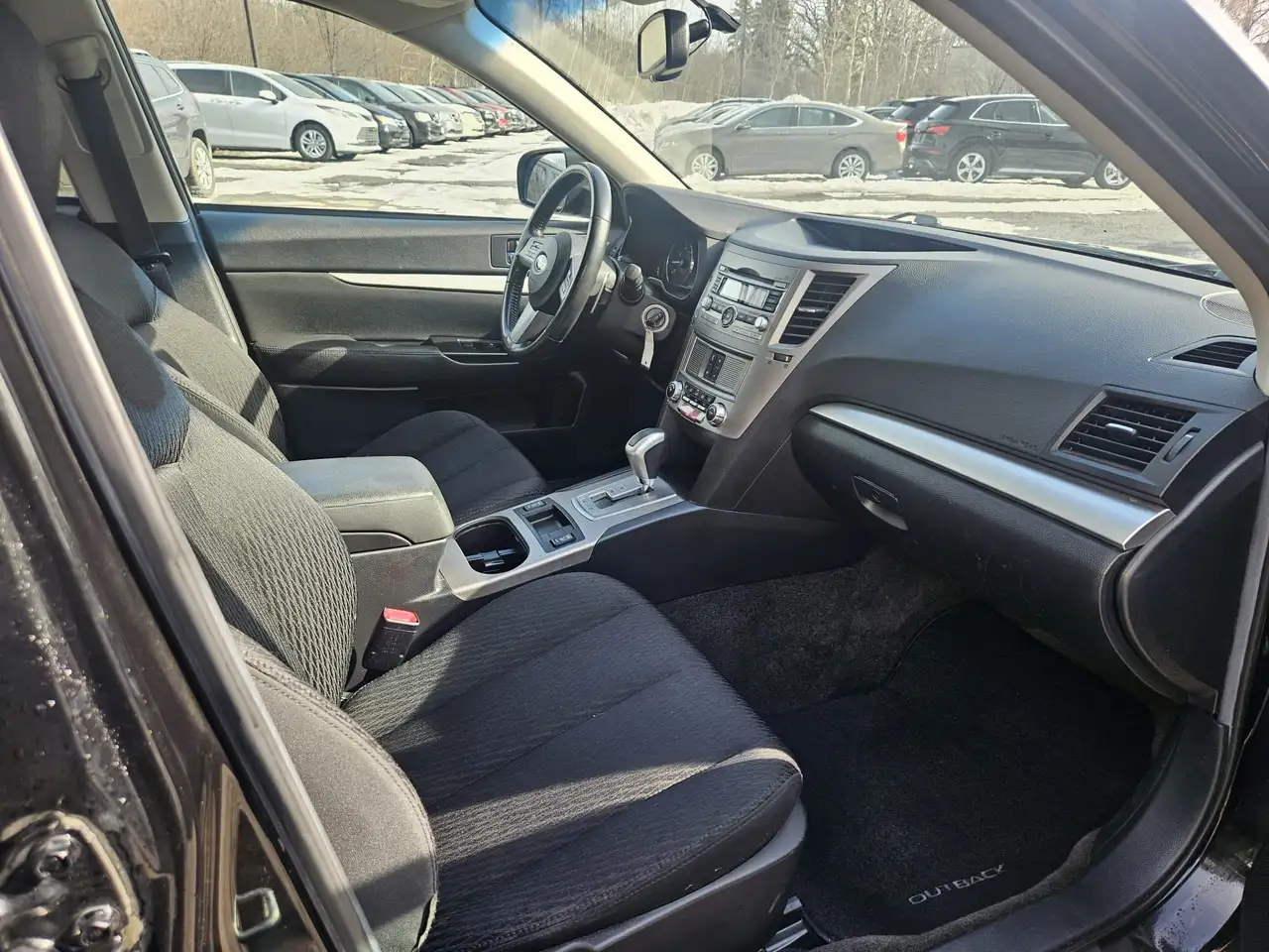 Subaru OUTBACK снимка Subaru OUTBACK