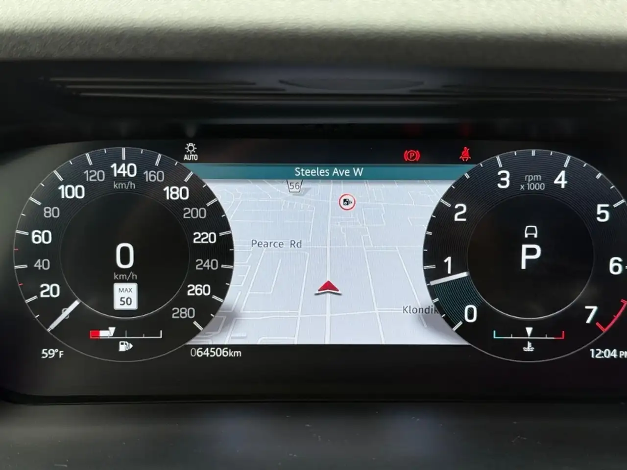 Land Rover Discovery Sport снимка Land Rover Discovery Sport
