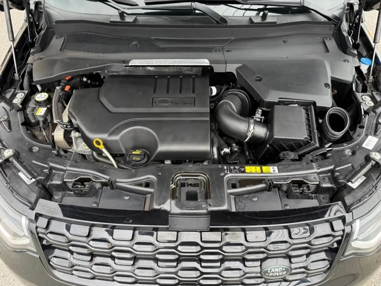 Land Rover Discovery Sport снимка Land Rover Discovery Sport