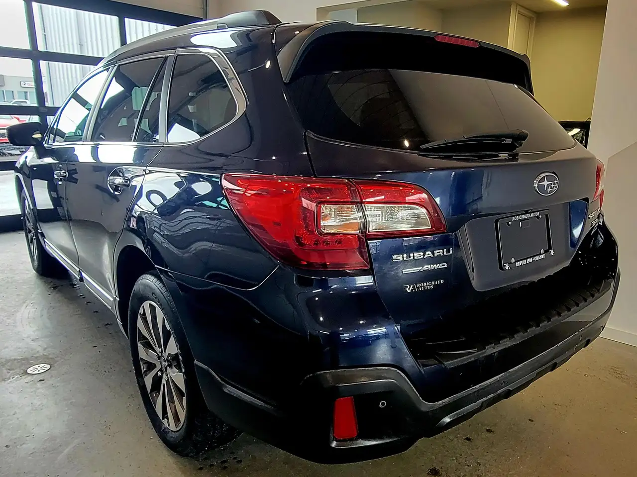 Subaru OUTBACK снимка Subaru OUTBACK