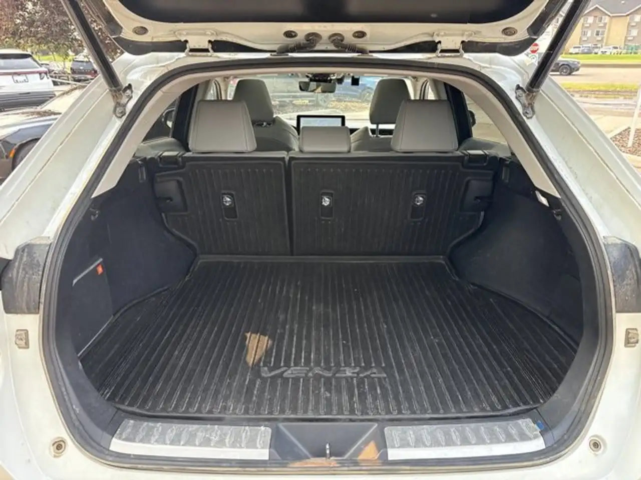 Toyota Venza снимка Toyota Venza