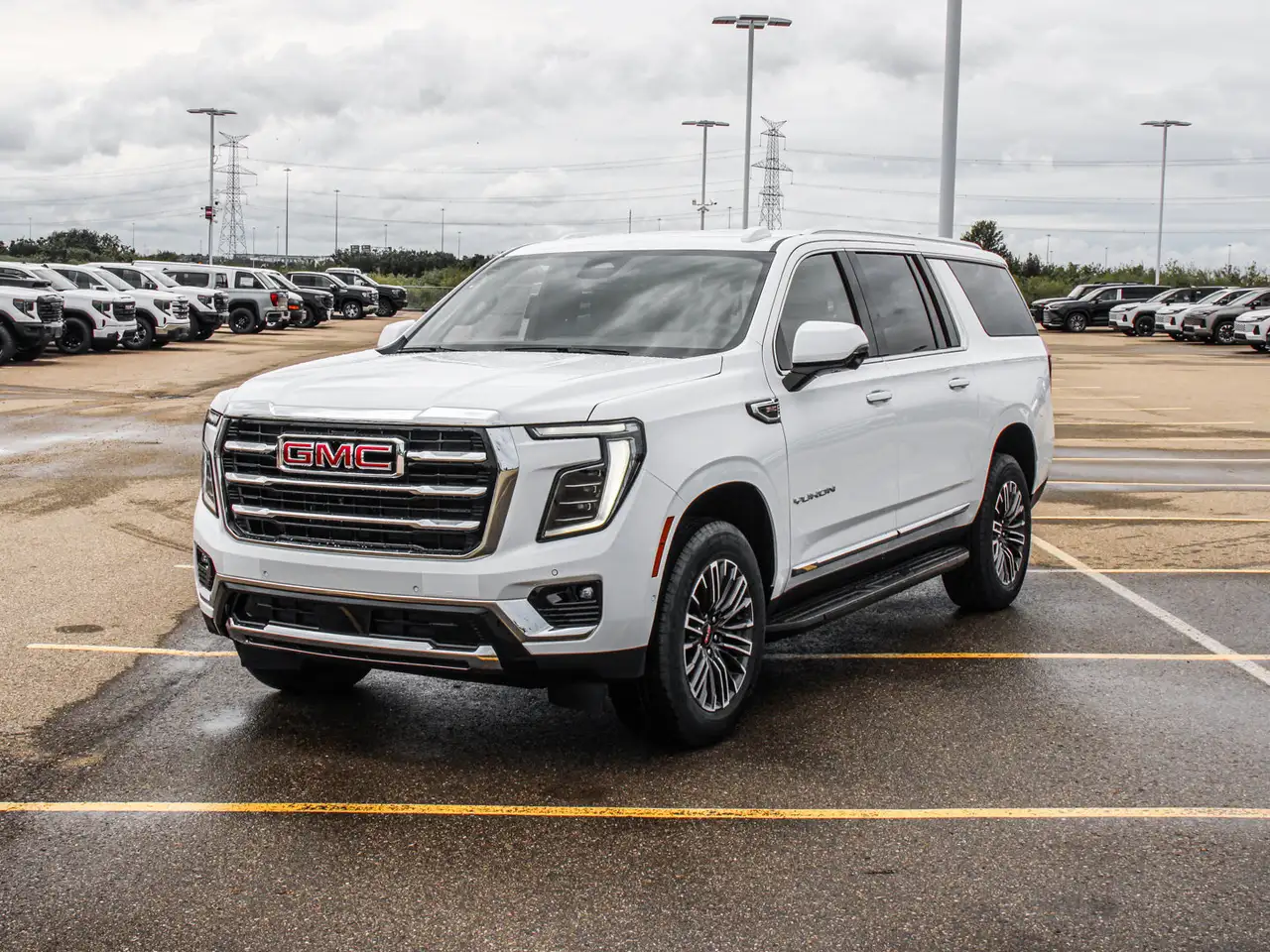 GMC Yukon photo GMC Yukon