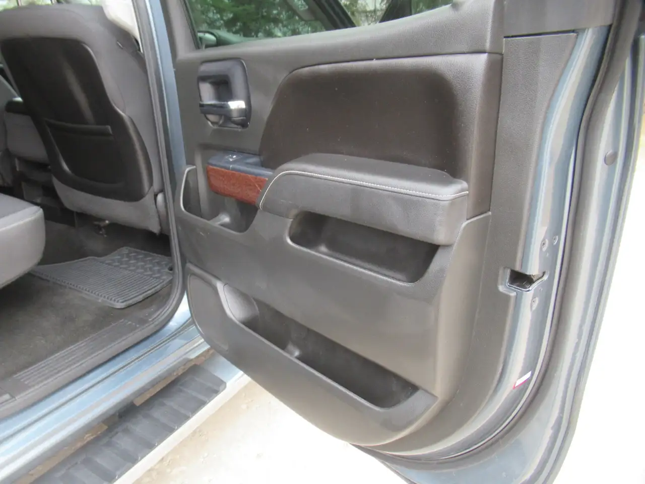 GMC Sierra 1500 снимка GMC Sierra 1500