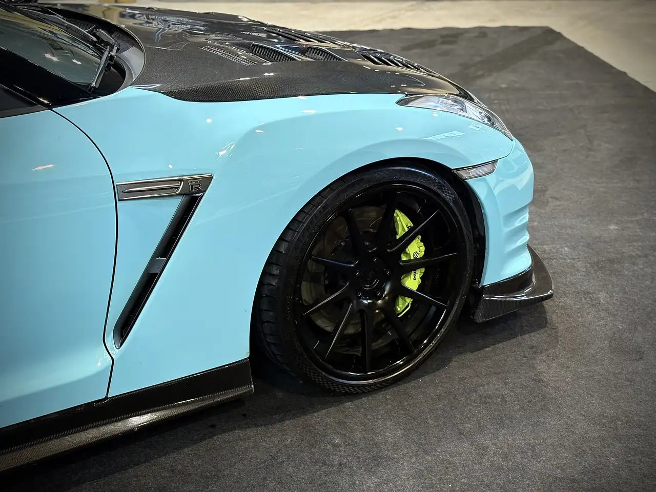 Nissan GT-R снимка Nissan GT-R