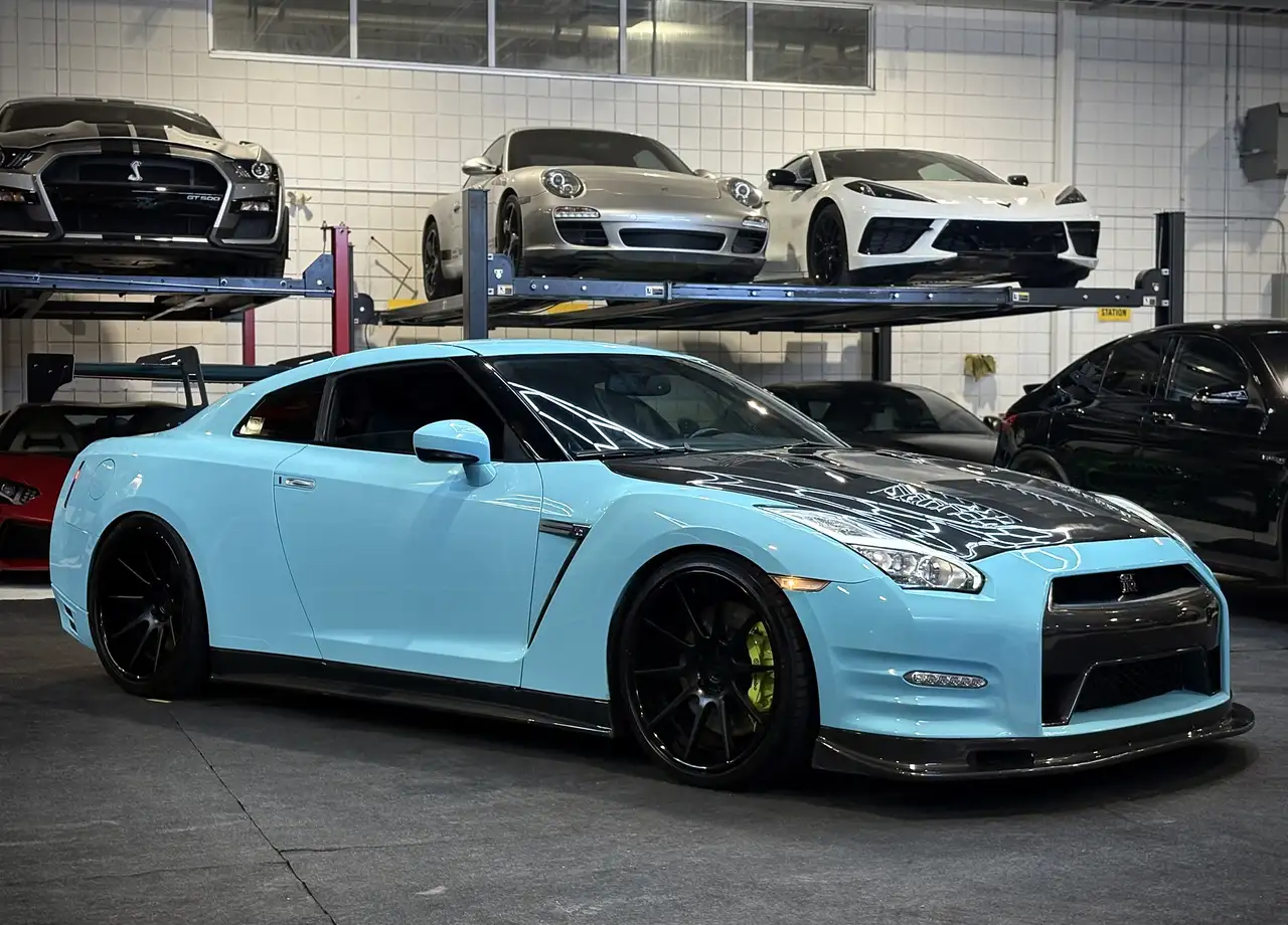 Nissan GT-R снимка Nissan GT-R