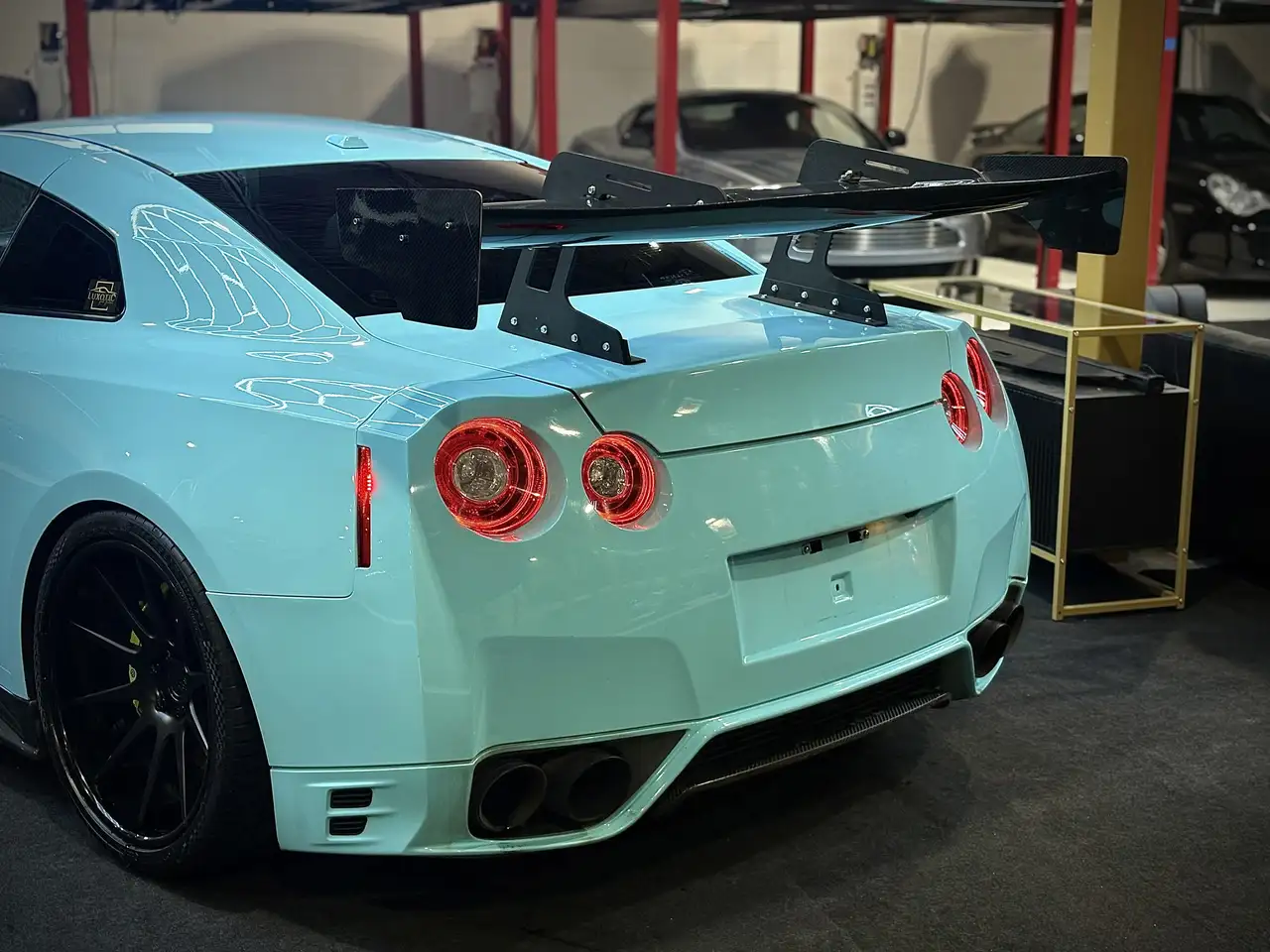 Nissan GT-R снимка Nissan GT-R