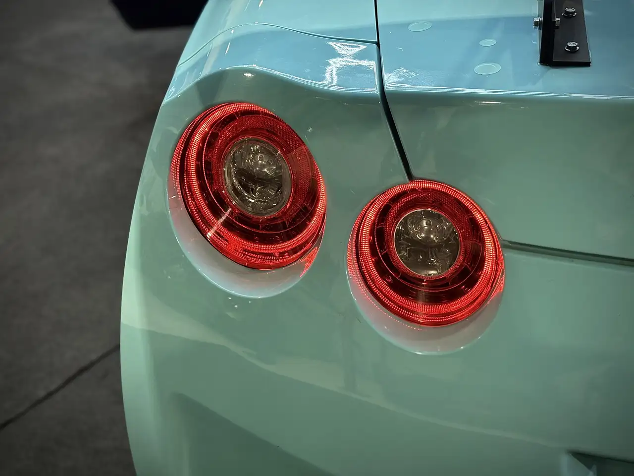 Nissan GT-R снимка Nissan GT-R