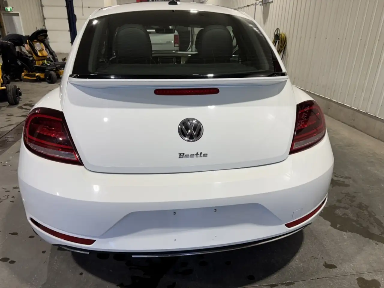 Volkswagen Beetle photo Volkswagen Beetle